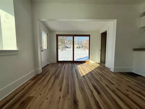 Living - 421 Lewis St, Belding, MI 48809 photo 7 of 8