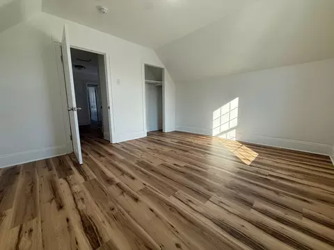 Bedroom - 421 Lewis St, Belding, MI 48809 photo 4 of 6