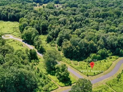 6850 N Nature Ln, La Porte, IN 46350