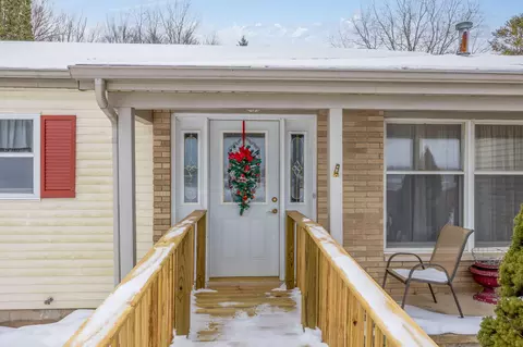 Exterior - 8876 20th Ave, Remus, MI 49340 photo 3 of 7