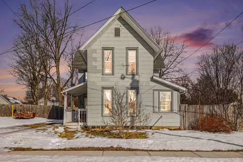 427 E Division St, Vicksburg, MI 49097