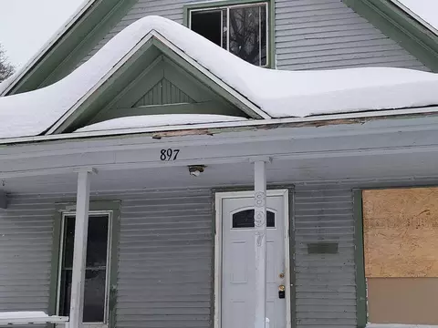897 Turner Ave, Muskegon, MI 49442