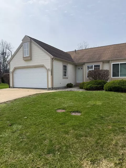 1290 Missions East Dr, Niles, MI 49120