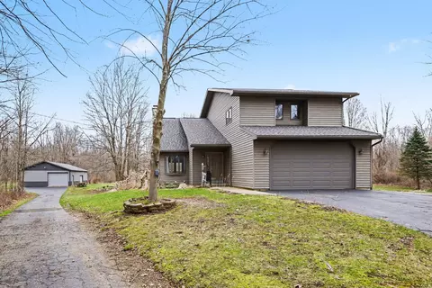 4901 S Drive S, Athens, MI 49011