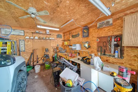509 E Bird St, Jackson, MI 49203 photo 41