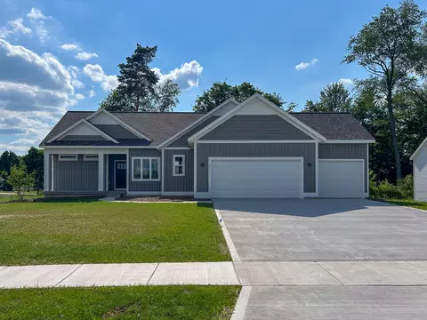 10711 Greyhound Ave, Allendale, MI 49401