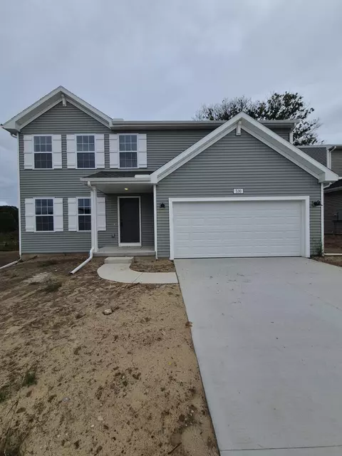 530 Snow Pine Ct, Cedar Springs, MI 49319
