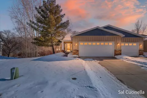 78 Brewer Park Cir SE, Grand Rapids, MI 49548