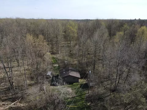 6095 E M 20, Hesperia, MI 49421 photo 2