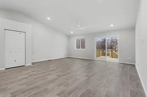 Living - 1212 Pine St, Three Rivers, MI 49093 photo 2 of 4