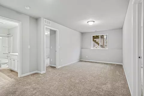 Bedroom - 1212 Pine St, Three Rivers, MI 49093 photo 3 of 5