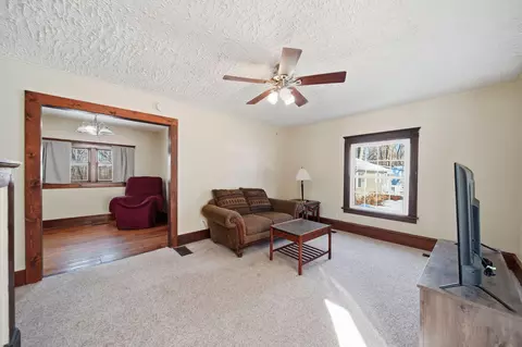 1022 Ellery Ave, Jackson, MI 49202 photo 5
