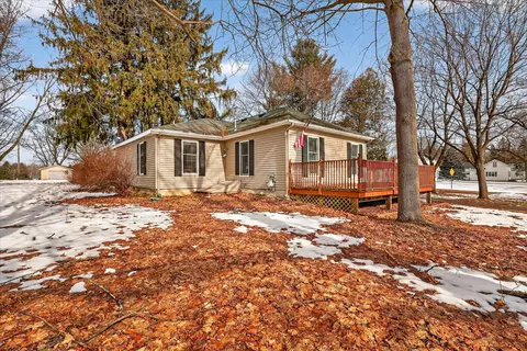 308 Niles St, Lakeview, MI 48850