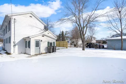 Exterior - 418 Elm St SE, Lowell, MI 49331 photo 3 of 3