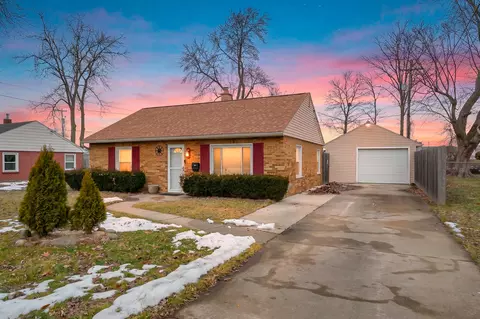 594 Waweenork Dr, Battle Creek, MI 49015