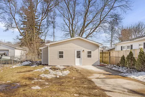 100 Wiltshire Ave, Battle Creek, MI 49015