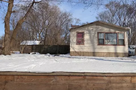 608 Pickard St, Kalamazoo, MI 49048