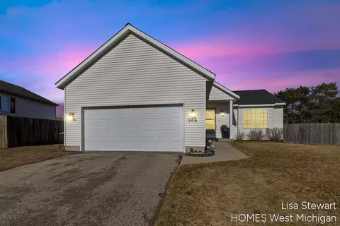 206 Pine Meadow Dr, Belding, MI 48809 photo 35