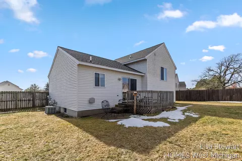 206 Pine Meadow Dr, Belding, MI 48809 photo 30