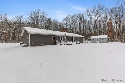 1072 N Bingham Ave, White Cloud, MI 49349 photo 43