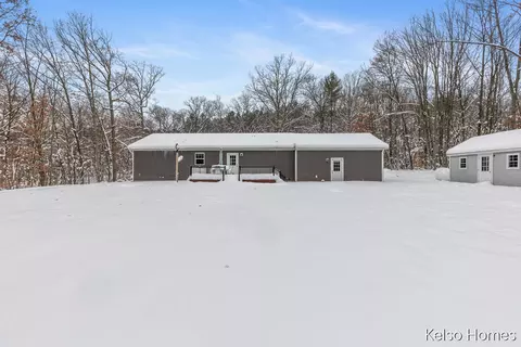 1072 N Bingham Ave, White Cloud, MI 49349 photo 41