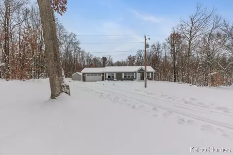 1072 N Bingham Ave, White Cloud, MI 49349 photo 32