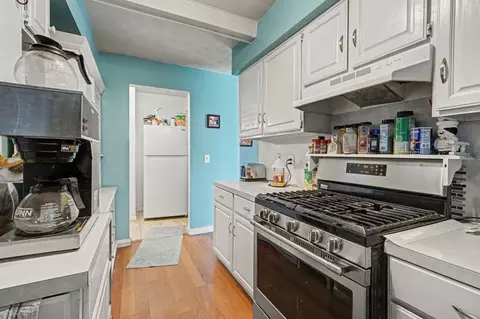 Kitchen - 203 E Vienna St, Schoolcraft, MI 49087 photo 2 of 3