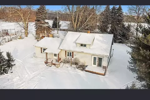 11851 N Crystal Rd, Vestaburg, MI 48891