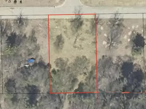 18870 Serenity Dr, Big Rapids, MI 49307