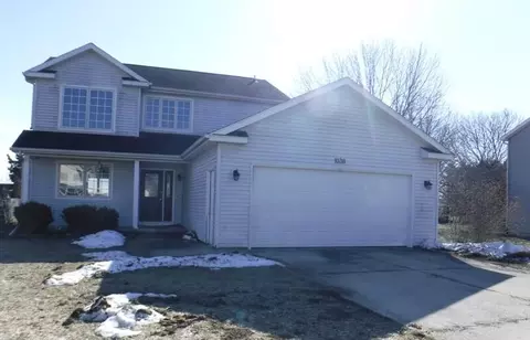 1038 Allen Ct, Plainwell, MI 49080