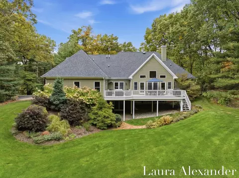 6544 Egypt Ridge Rd NE, Rockford, MI 49341