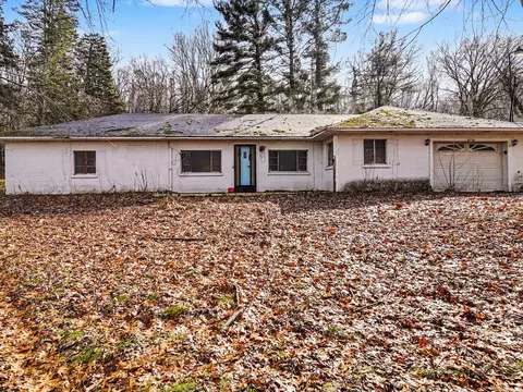 8700 Bellevue Rd, Battle Creek, MI 49014