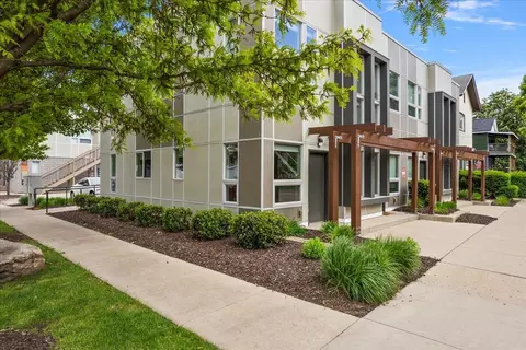 600 Douglas St NW #612A, Grand Rapids, MI 49504