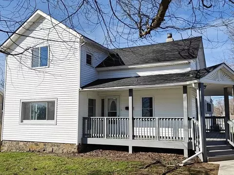 6627 E Berrien St E, Eau Claire, MI 49111