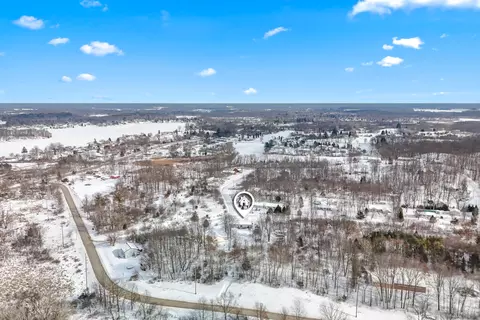 10362 Glencoe Rd, Jerome, MI 49249 photo 3