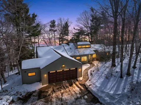 2500 Crystal Dr, Frankfort, MI 49635