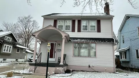 515 Storrs St SE, Grand Rapids, MI 49507