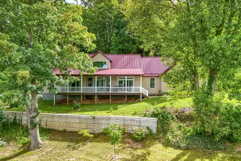 5211 Long Lake Rd, Reading, MI 49274