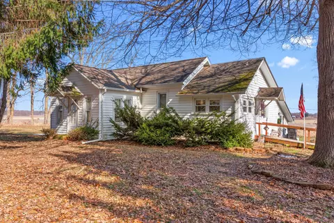 11695 Riker Rd, Litchfield, MI 49252