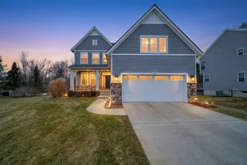4070 Magnolia Pkwy, Jackson, MI 49201