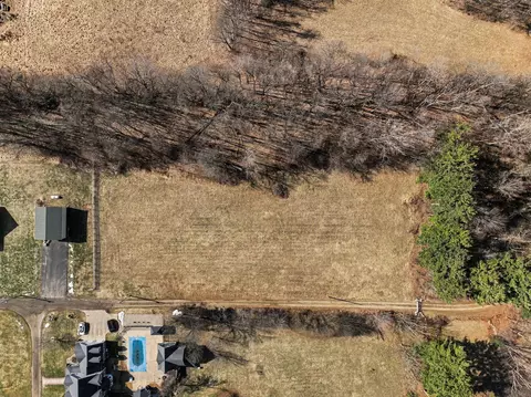 Bailey Lane, Buchanan, MI 49107 photo 2