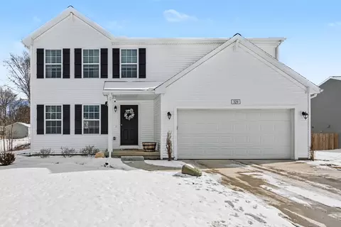 329 Lotz Ct, Wayland, MI 49348