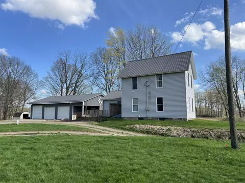 8100 22 12 Mile Rd, Homer, MI 49245
