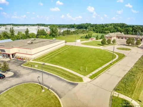 7608 E Michigan Ave, Saline, MI 48176