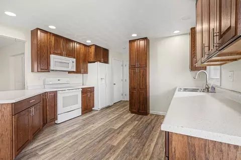 64588 W North Park Dr, Constantine, MI 49042 photo 9