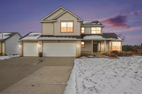 9479 Jack Pine Dr, West Olive, MI 49460