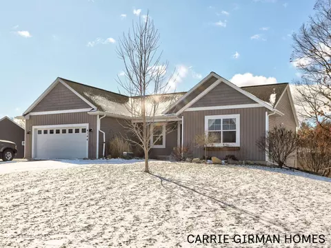 4144 Spring Meadow Dr, Hamilton, MI 49419