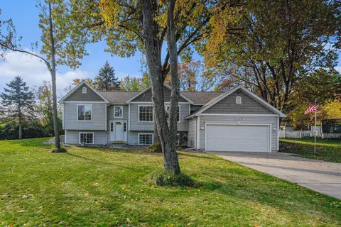 3568 Smithfield Way, Kalamazoo, MI 49009