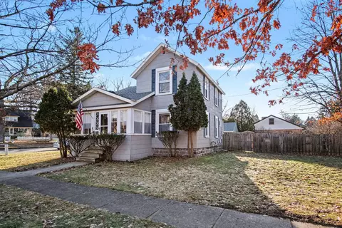 430 S Benton St, Hastings, MI 49058