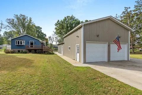 9304 I Dr S, Ceresco, MI 49033